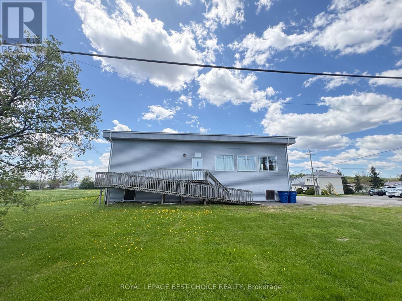 379 Lakeview Avenue, Temiskaming Shores, Ontario  P0J 1R0 - Photo 3 - T13721816