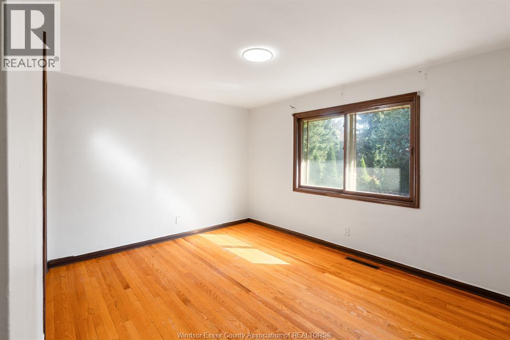 2880 St. Clair Avenue, Windsor, Ontario  N9E 4B4 - Photo 18 - 26021027