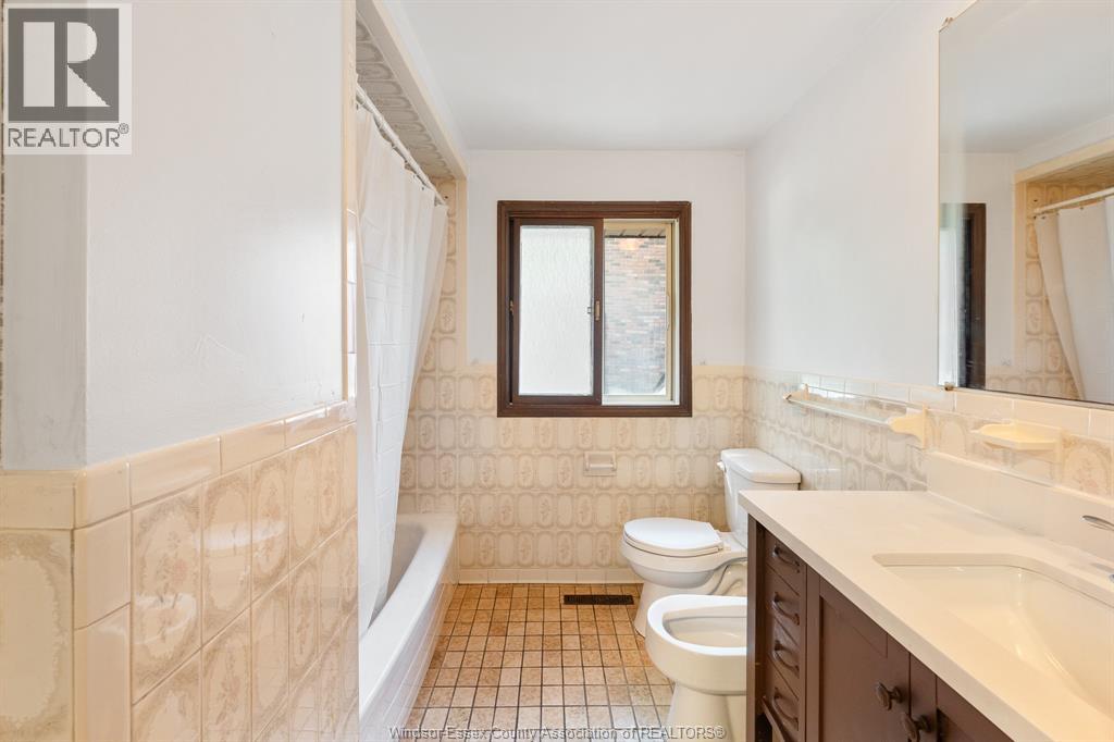 2880 St. Clair Avenue, Windsor, Ontario  N9E 4B4 - Photo 14 - 26021027