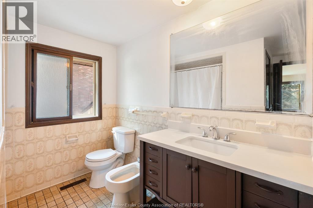2880 St. Clair Avenue, Windsor, Ontario  N9E 4B4 - Photo 13 - 26021027