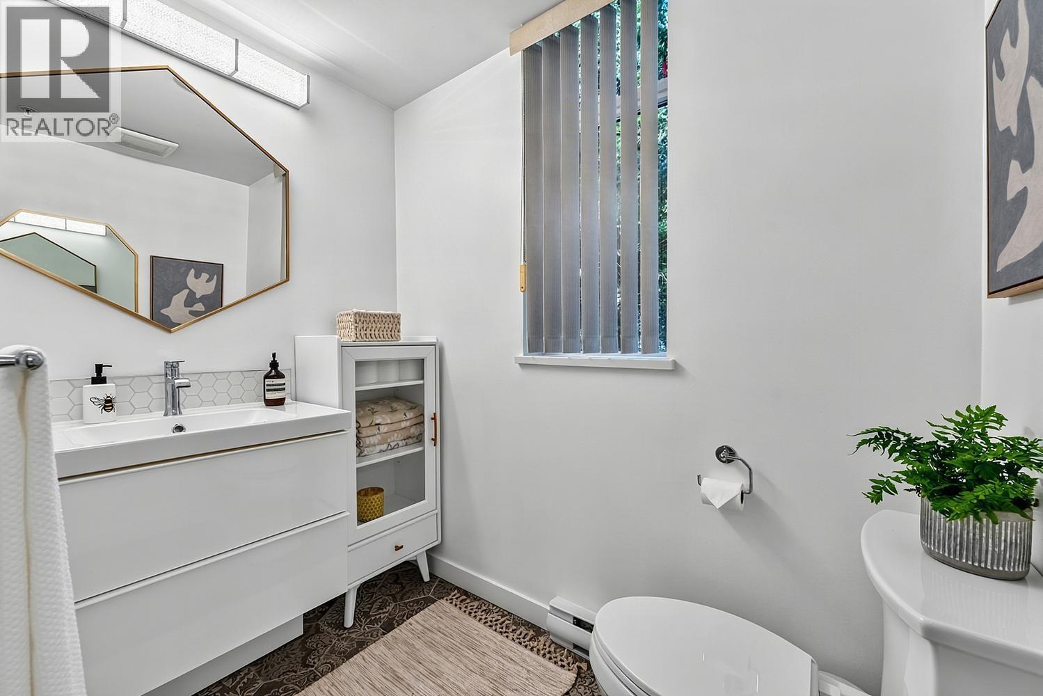 Th5 2088 Madison Avenue, Burnaby, British Columbia  V5C 6T5 - Photo 11 - R3159494