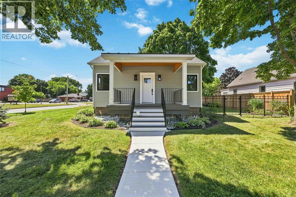 267 Nelson Street, Sarnia, Ontario  N7T 5H9 - Photo 2 - 26018415