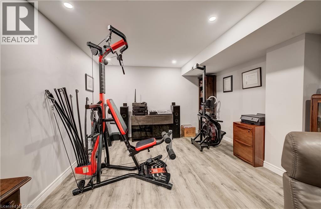 21 Loma Drive, Stoney Creek, Ontario  L8G 2W6 - Photo 35 - 40858610