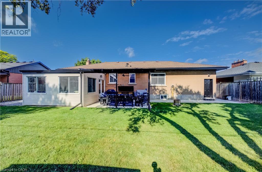 21 Loma Drive, Stoney Creek, Ontario  L8G 2W6 - Photo 44 - 40858610