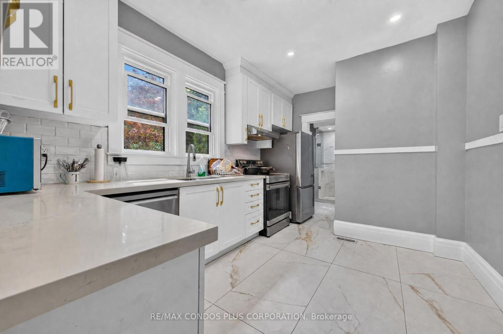 5983 CORWIN AVENUE, Niagara Falls, Ontario