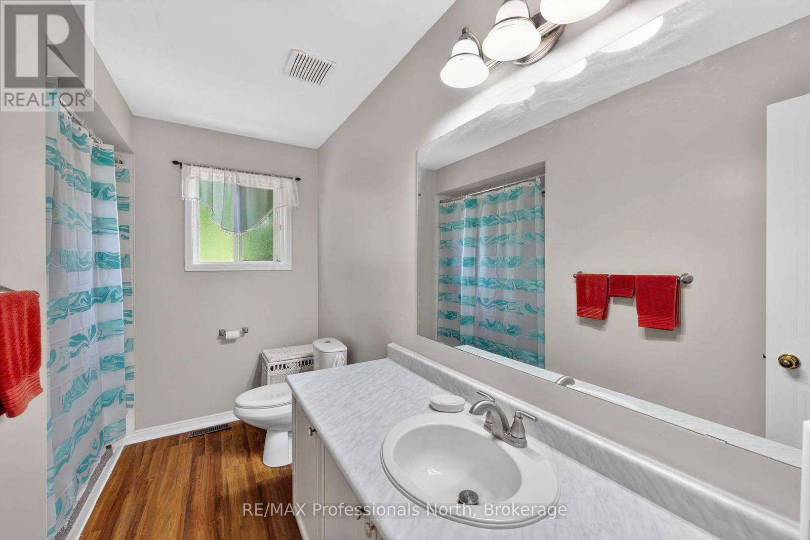 48 Fairway Crescent, Wasaga Beach, Ontario  L9Z 1B8 - Photo 24 - S13721814