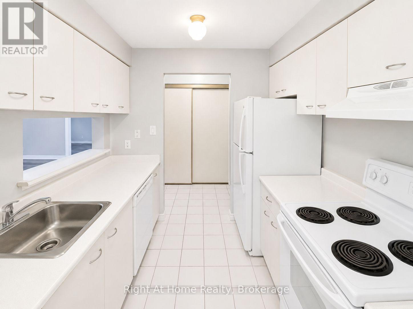 310 - 195 Lake Driveway W, Ajax, Ontario  L1S 7H7 - Photo 12 - E13721786