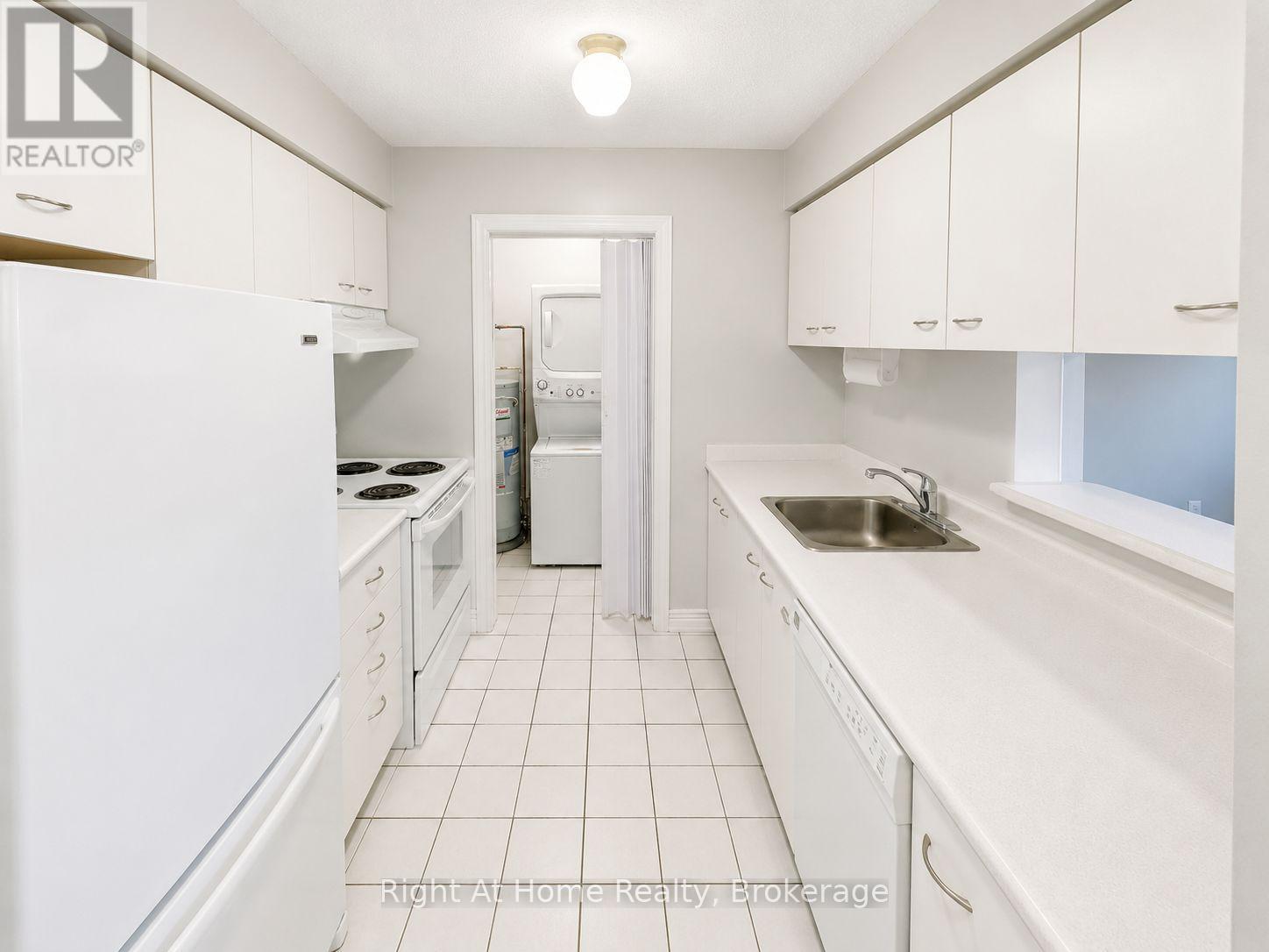 310 - 195 Lake Driveway W, Ajax, Ontario  L1S 7H7 - Photo 13 - E13721786