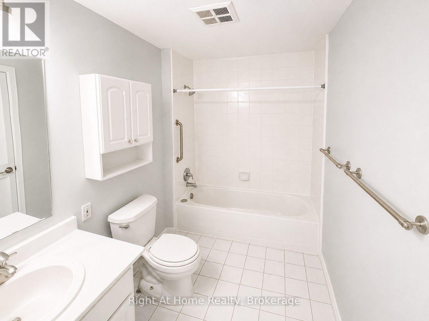 310 - 195 Lake Driveway W, Ajax, Ontario  L1S 7H7 - Photo 15 - E13721786