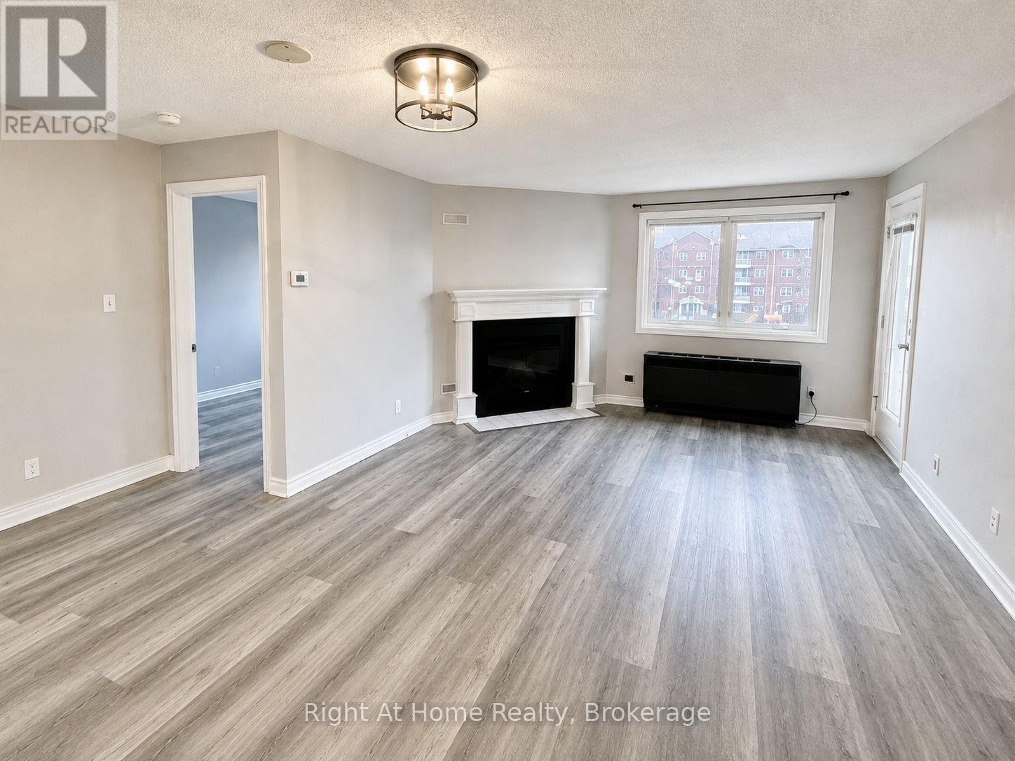 310 - 195 Lake Driveway W, Ajax, Ontario  L1S 7H7 - Photo 5 - E13721786