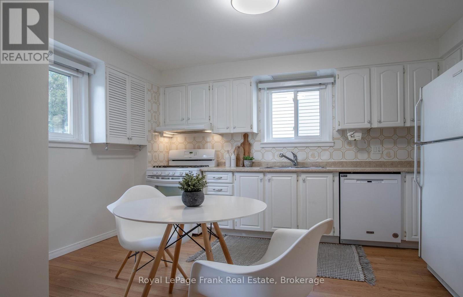 1268 Northmount Street, Oshawa, Ontario  L1G 7M8 - Photo 18 - E13721838