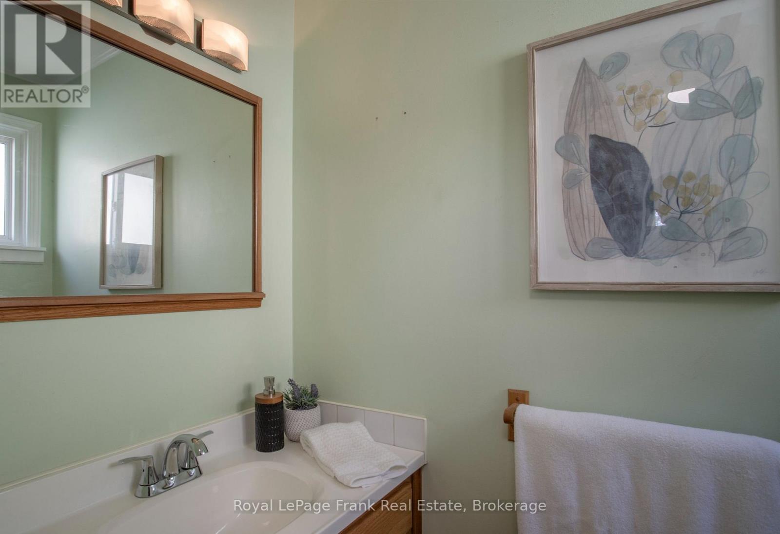 1268 Northmount Street, Oshawa, Ontario  L1G 7M8 - Photo 21 - E13721838