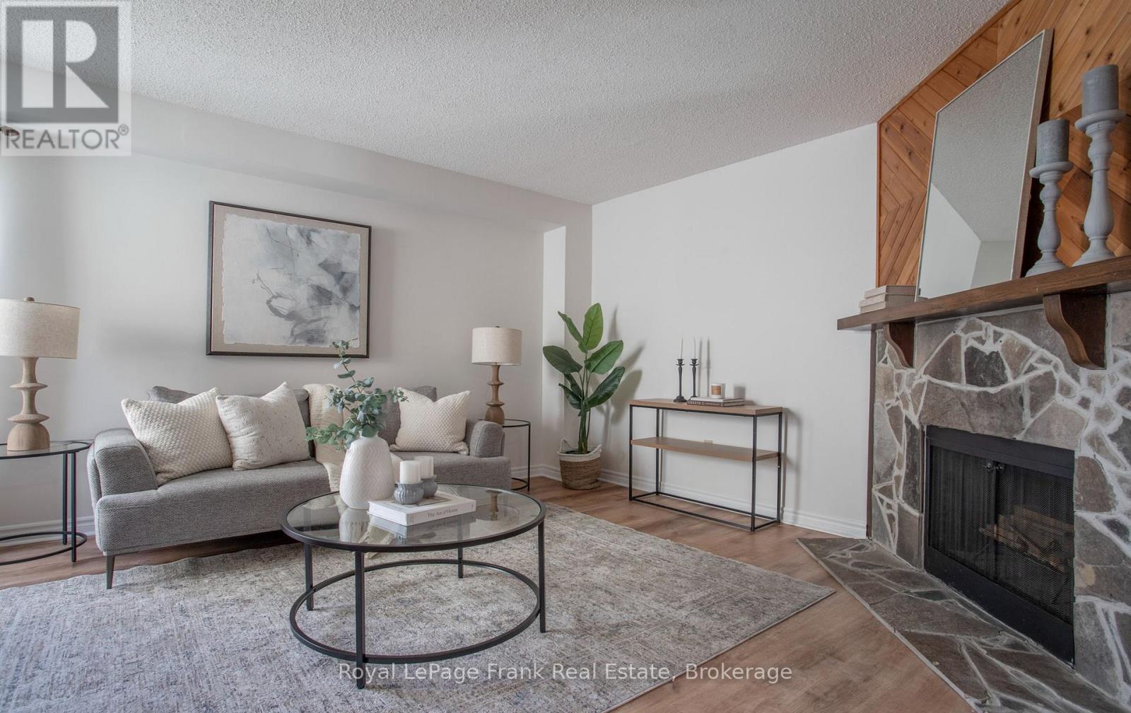 1268 Northmount Street, Oshawa, Ontario  L1G 7M8 - Photo 8 - E13721838