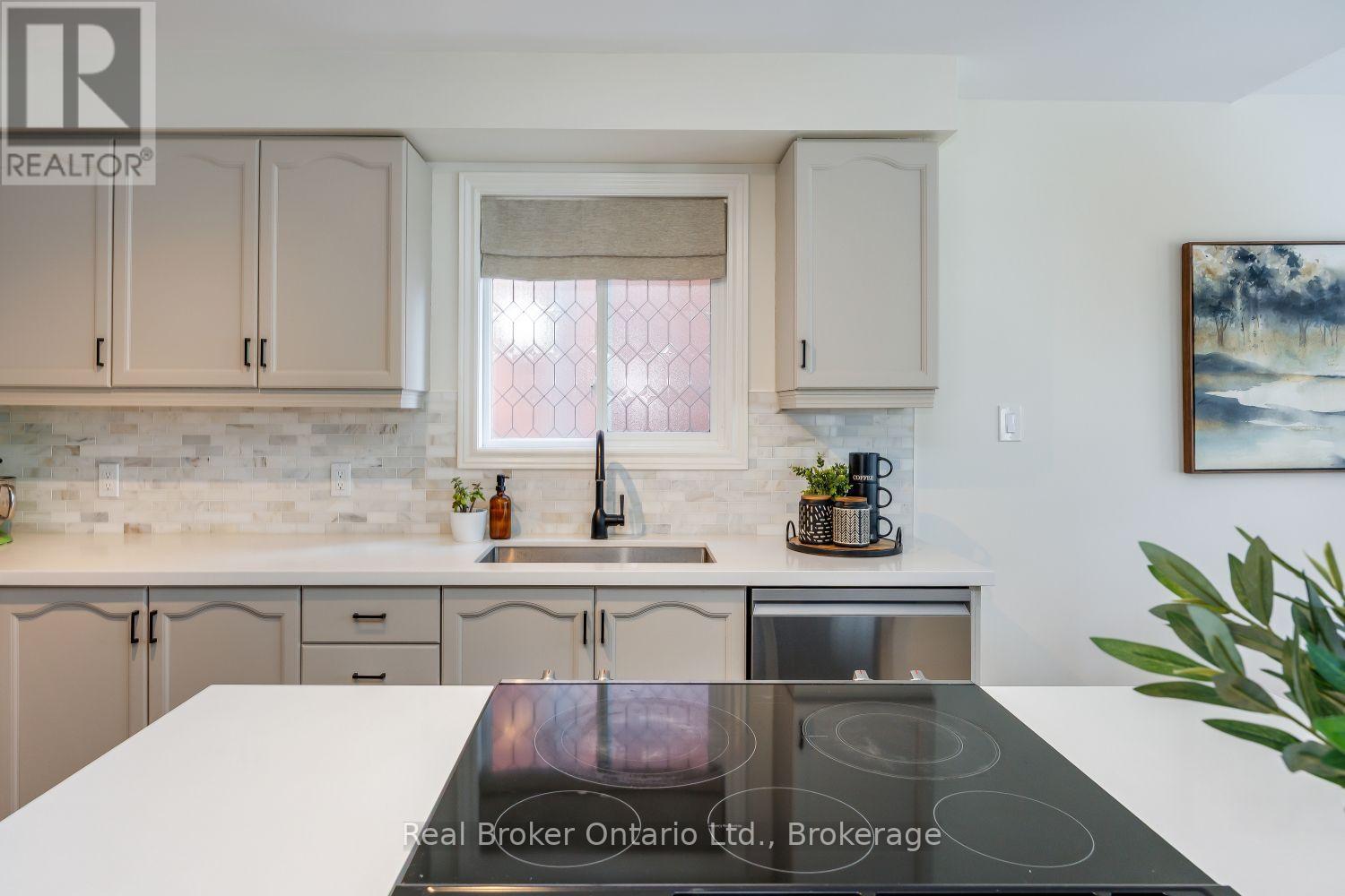 20 Wilkins Crescent, Clarington, Ontario  L1E 3B8 - Photo 10 - E13721902