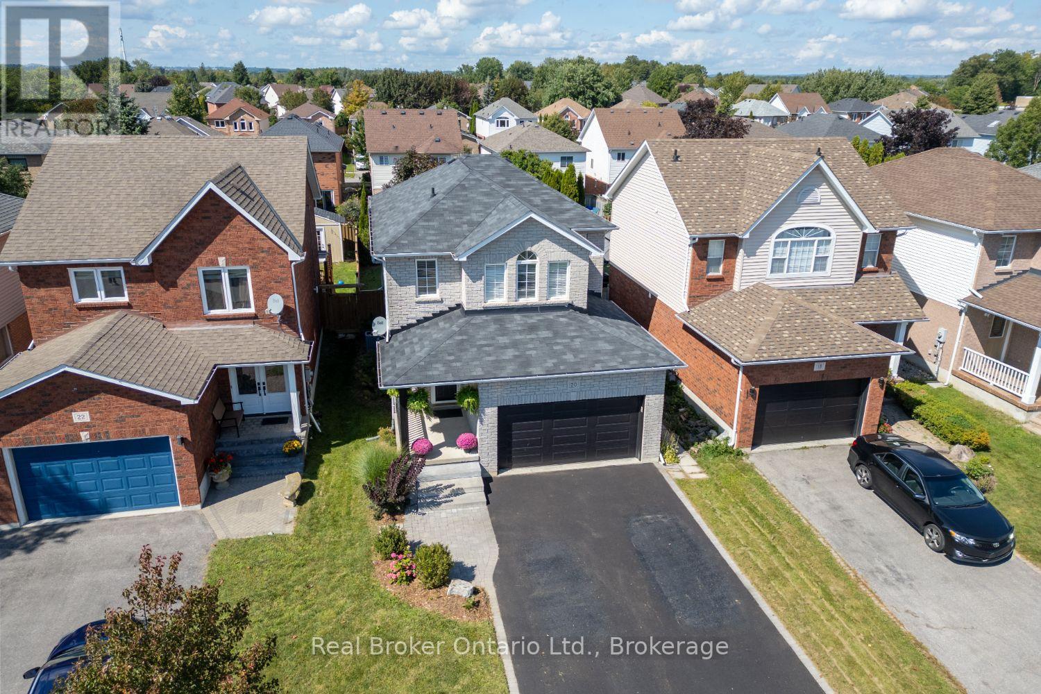 20 Wilkins Crescent, Clarington, Ontario  L1E 3B8 - Photo 3 - E13721902