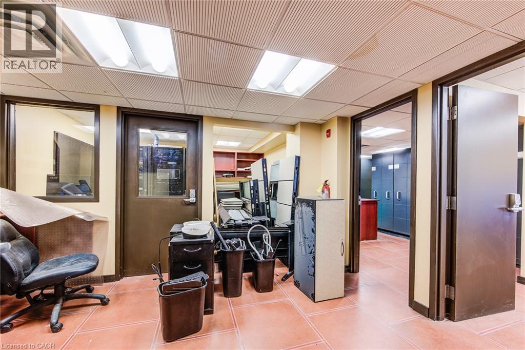 34 Water Street N Unit# Ll, Cambridge, Ontario  N1R 3B1 - Photo 18 - 40858925