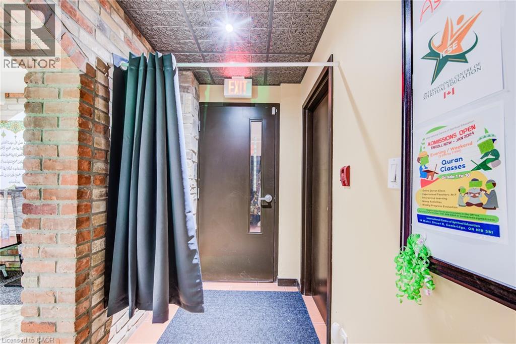 34 Water Street N Unit# Ll, Cambridge, Ontario  N1R 3B1 - Photo 3 - 40858925