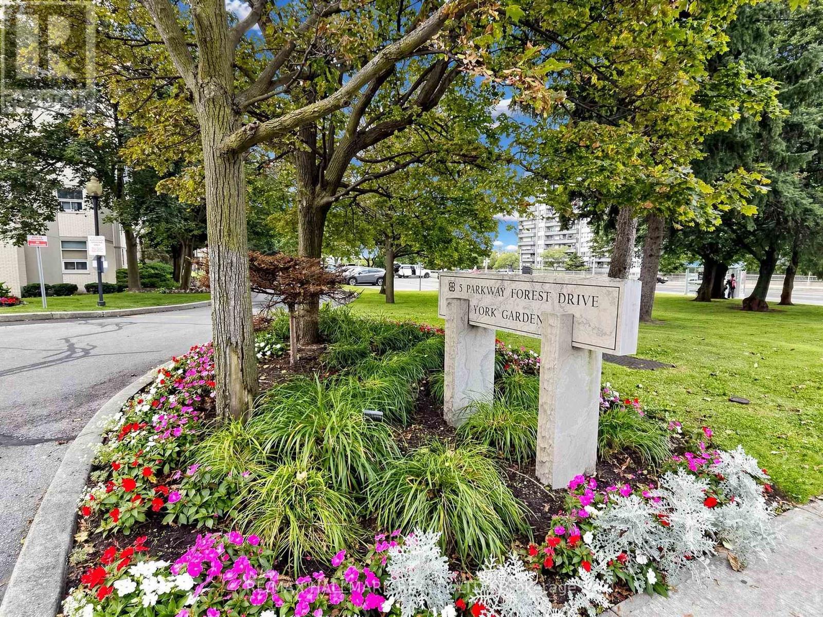 1609 - 5 Parkway Forest Drive, Toronto, Ontario  M2J 1L2 - Photo 3 - C13721710