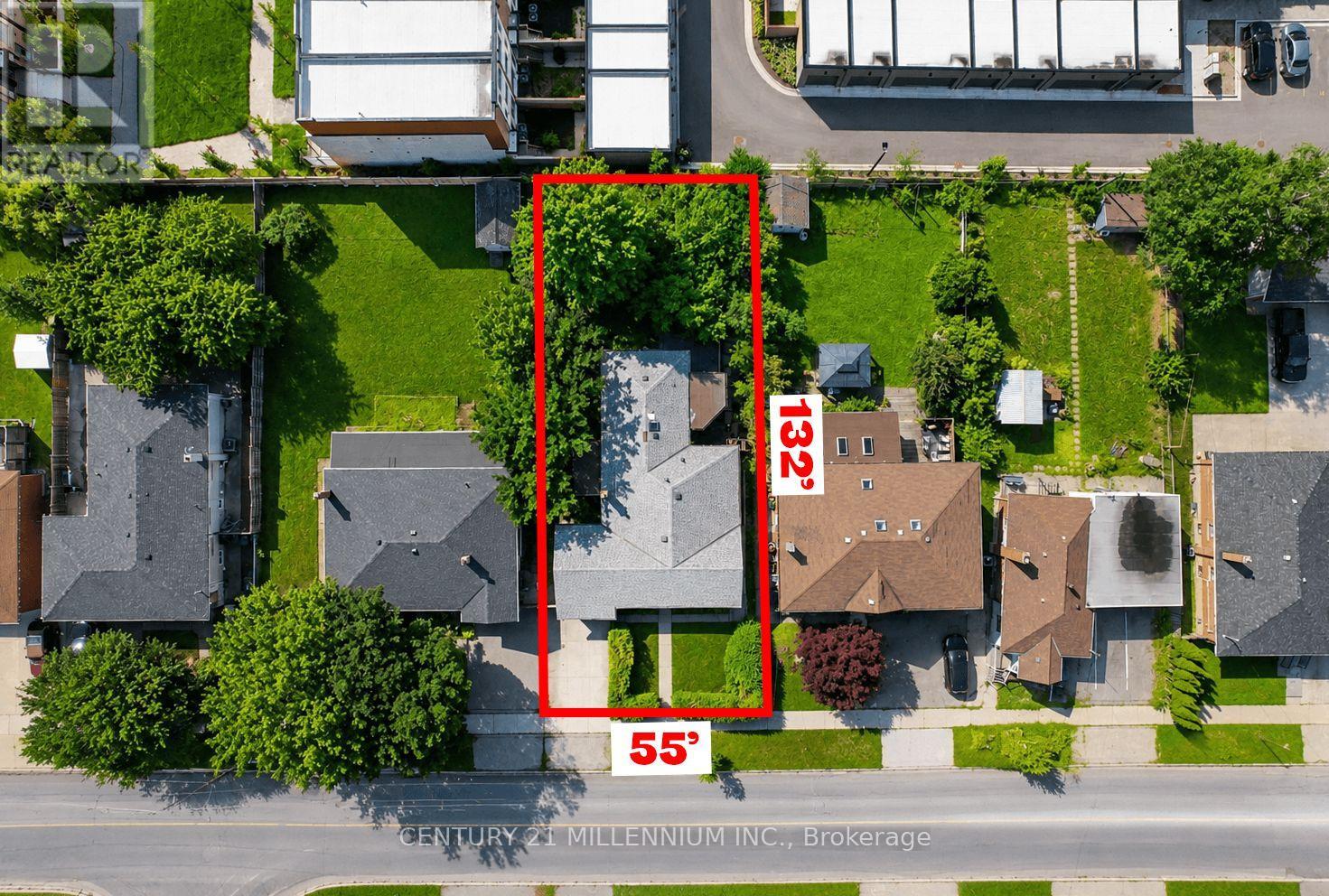 169 Ranee Avenue, Toronto, Ontario  M6A 1N3 - Photo 35 - C13721736
