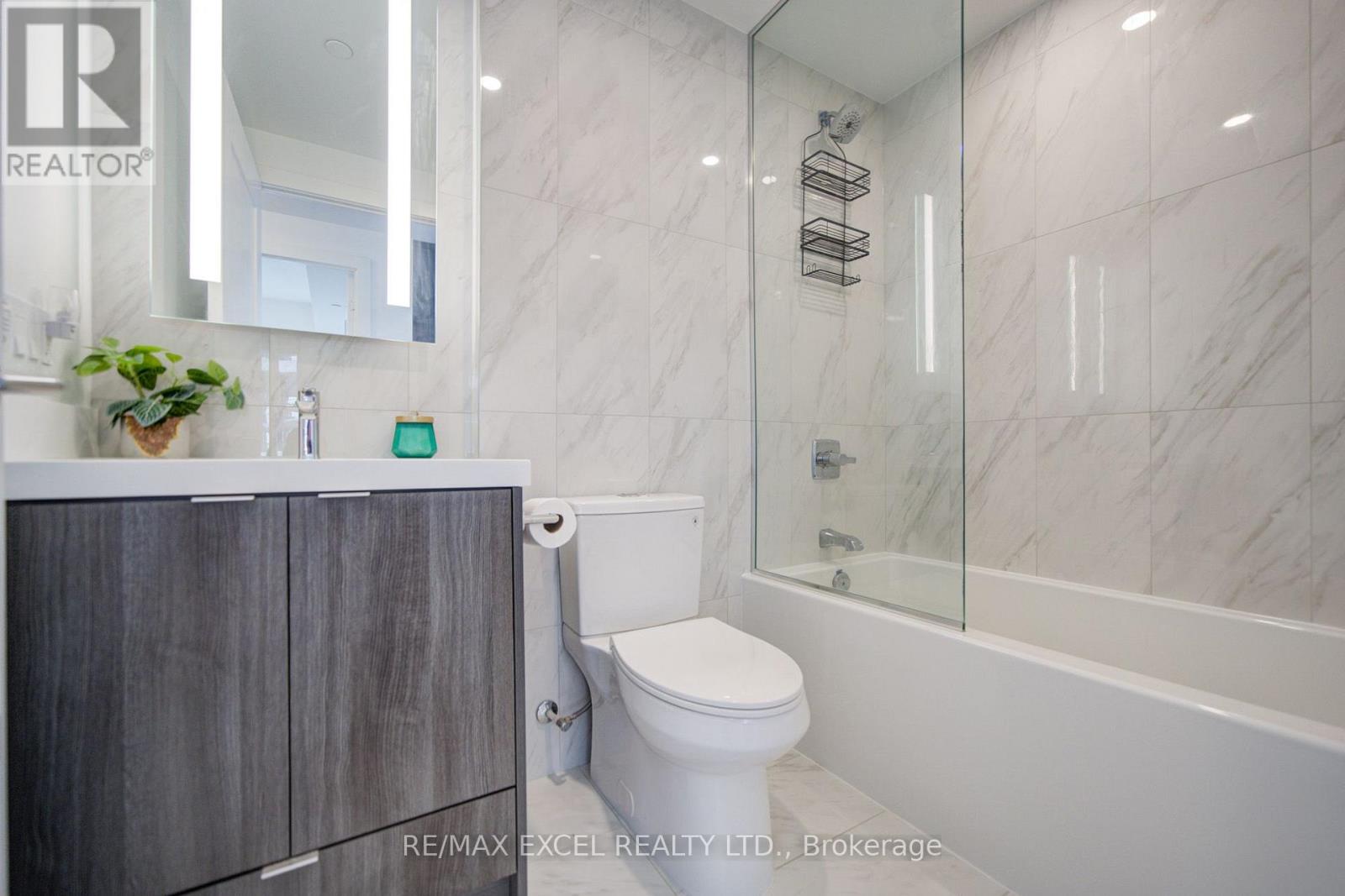 2331 - 20 Inn On The Park Drive, Toronto, Ontario  M3C 0P8 - Photo 30 - C13721792