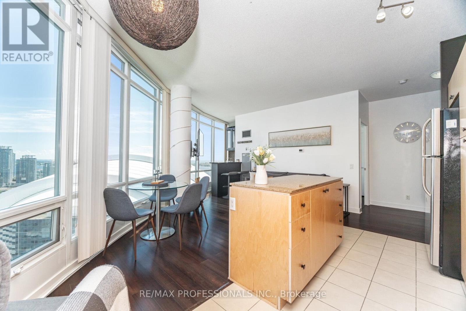 3303 - 361 Front Street W, Toronto, Ontario  M5V 3R5 - Photo 16 - C13721832