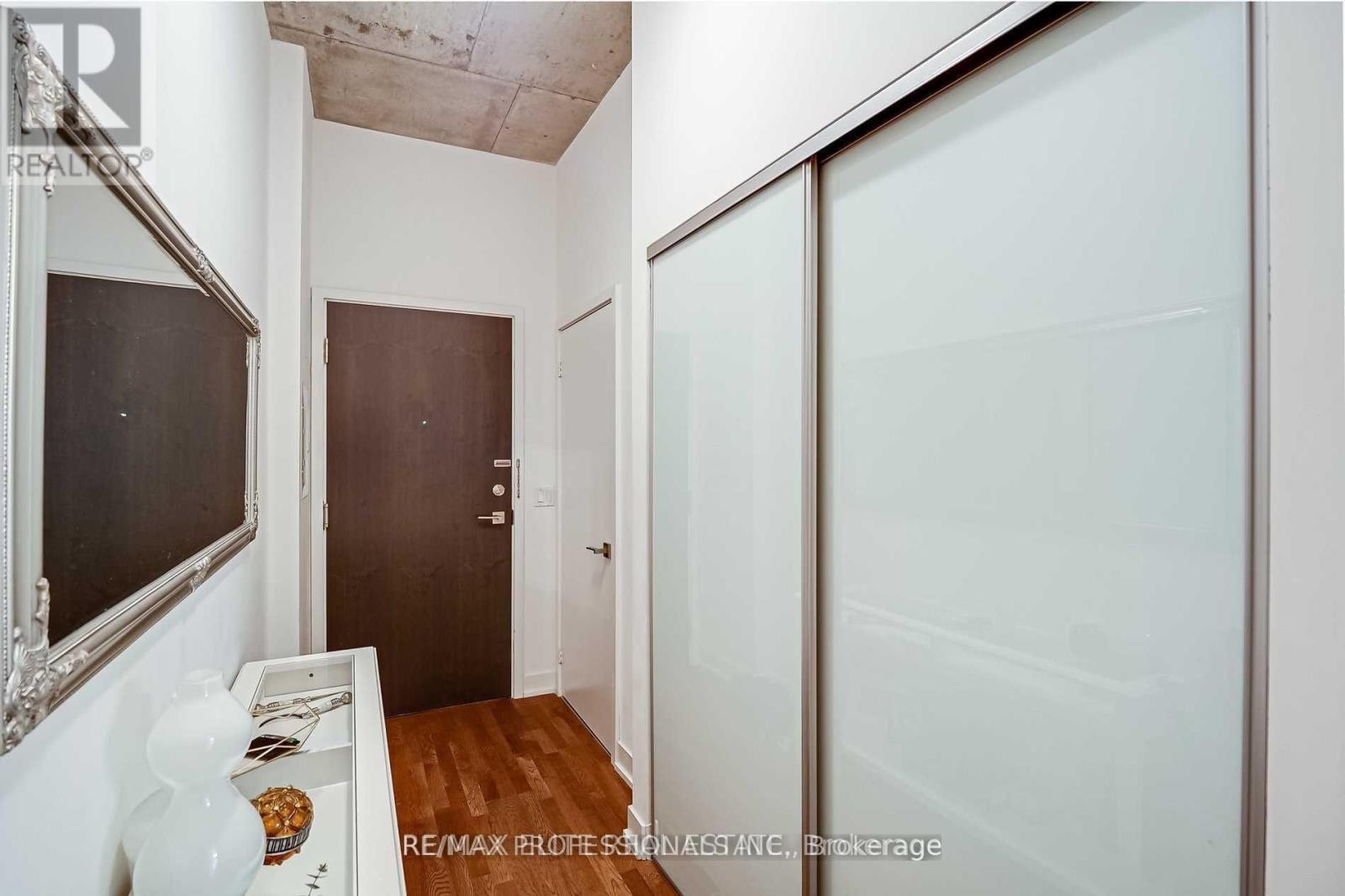 330 - 20 Minowan Miikan Lane, Toronto, Ontario  M6J 1M3 - Photo 6 - C13721834