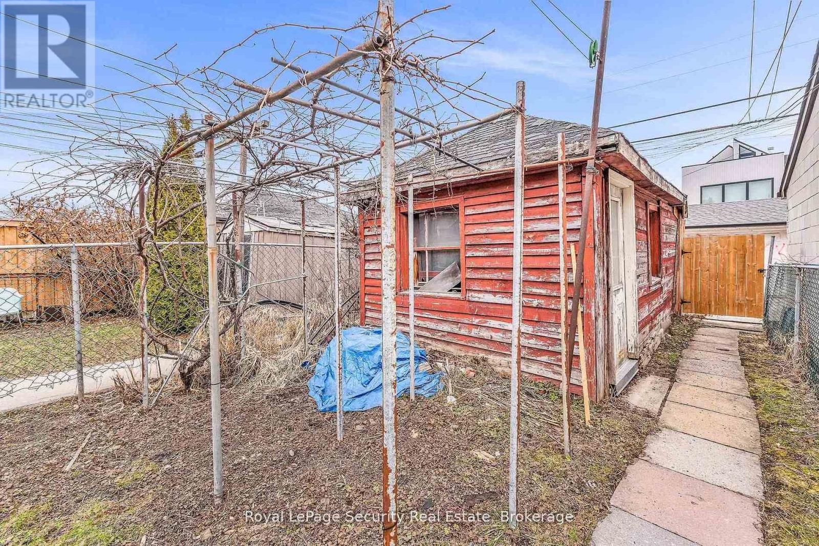 667 Ossington Avenue, Toronto, Ontario  M6G 3T6 - Photo 48 - C13721874