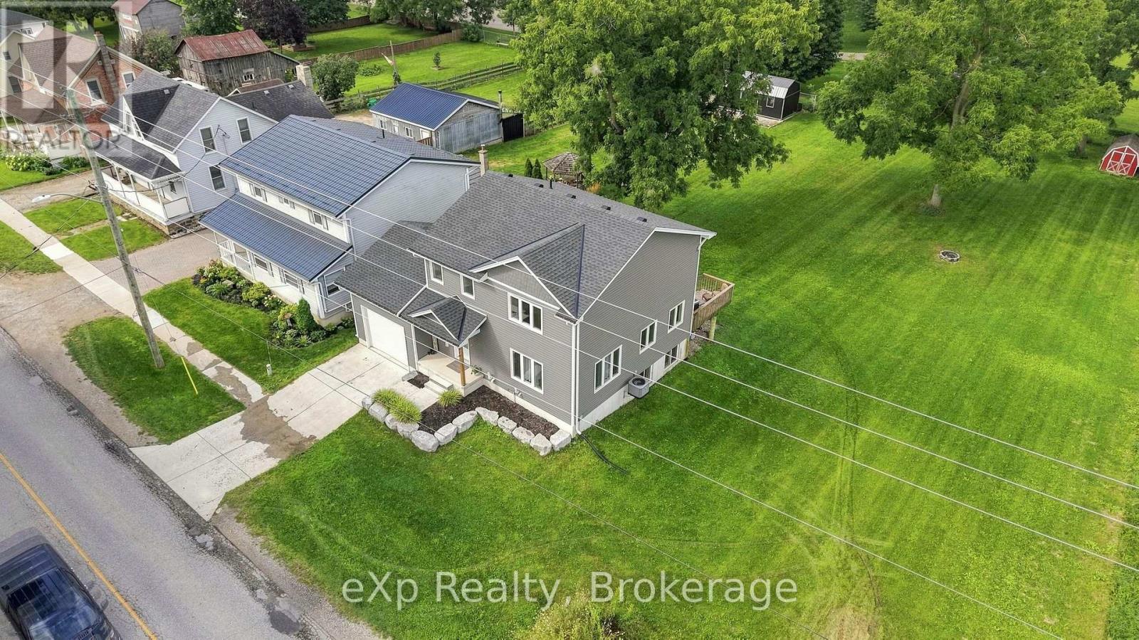 324 David Winkler Parkway, West Grey, Ontario  N0G 2M0 - Photo 3 - X13721660