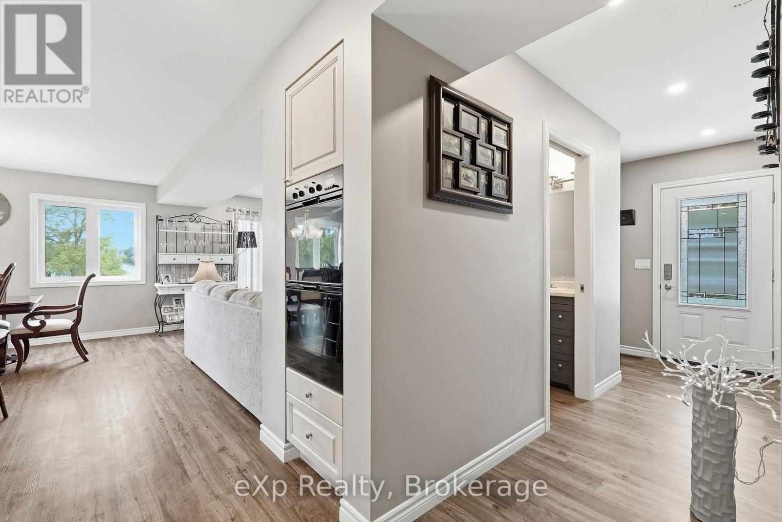 324 David Winkler Parkway, West Grey, Ontario  N0G 2M0 - Photo 7 - X13721660