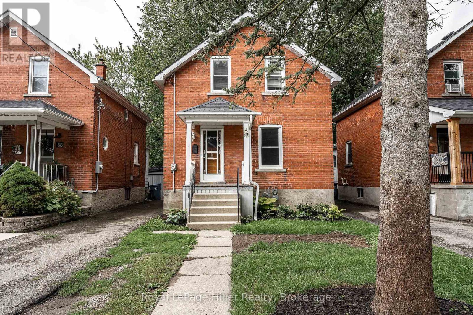 96 MCNAB STREET, Stratford, Ontario