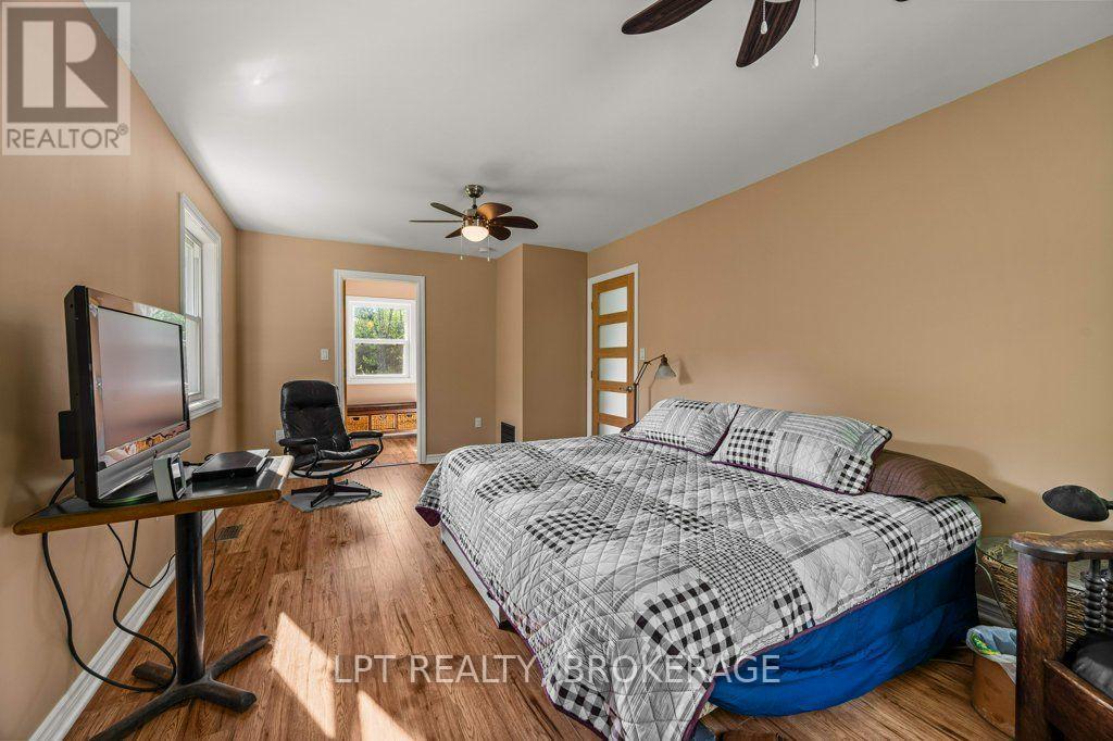 131 Leisure Point Road, Rideau Lakes, Ontario  K0G 1X0 - Photo 20 - X13721920