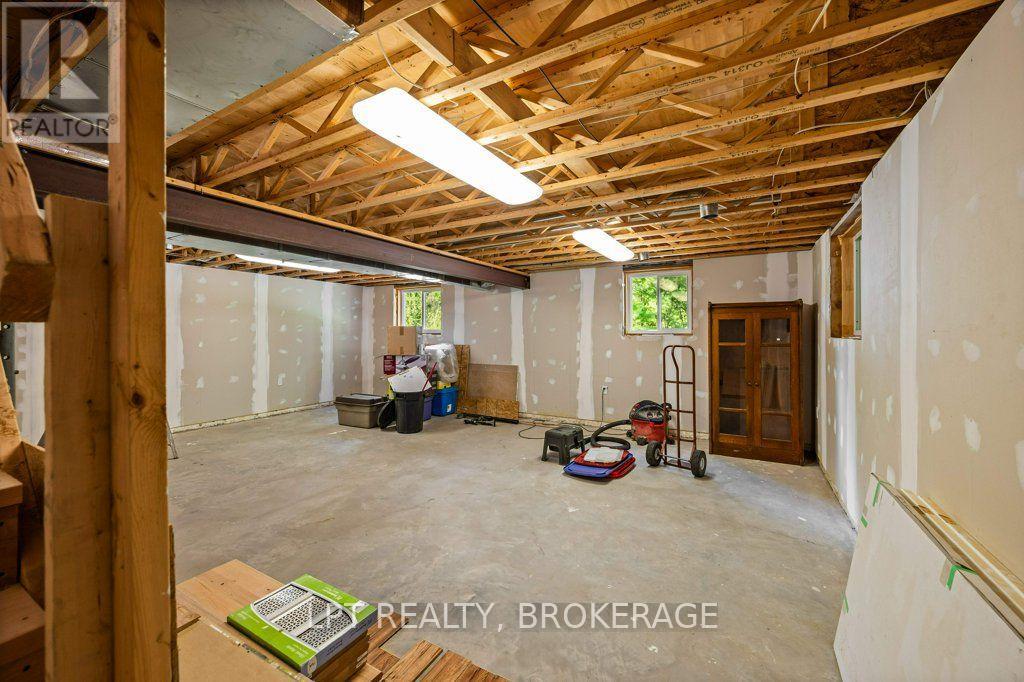 131 Leisure Point Road, Rideau Lakes, Ontario  K0G 1X0 - Photo 22 - X13721920