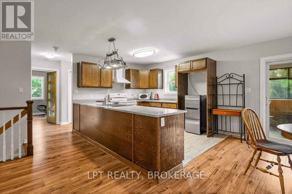131 Leisure Point Road, Rideau Lakes, Ontario  K0G 1X0 - Photo 9 - X13721920