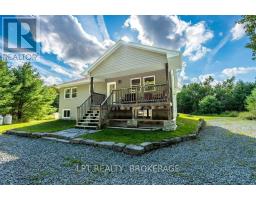 131 LEISURE POINT ROAD, Rideau Lakes, Ontario