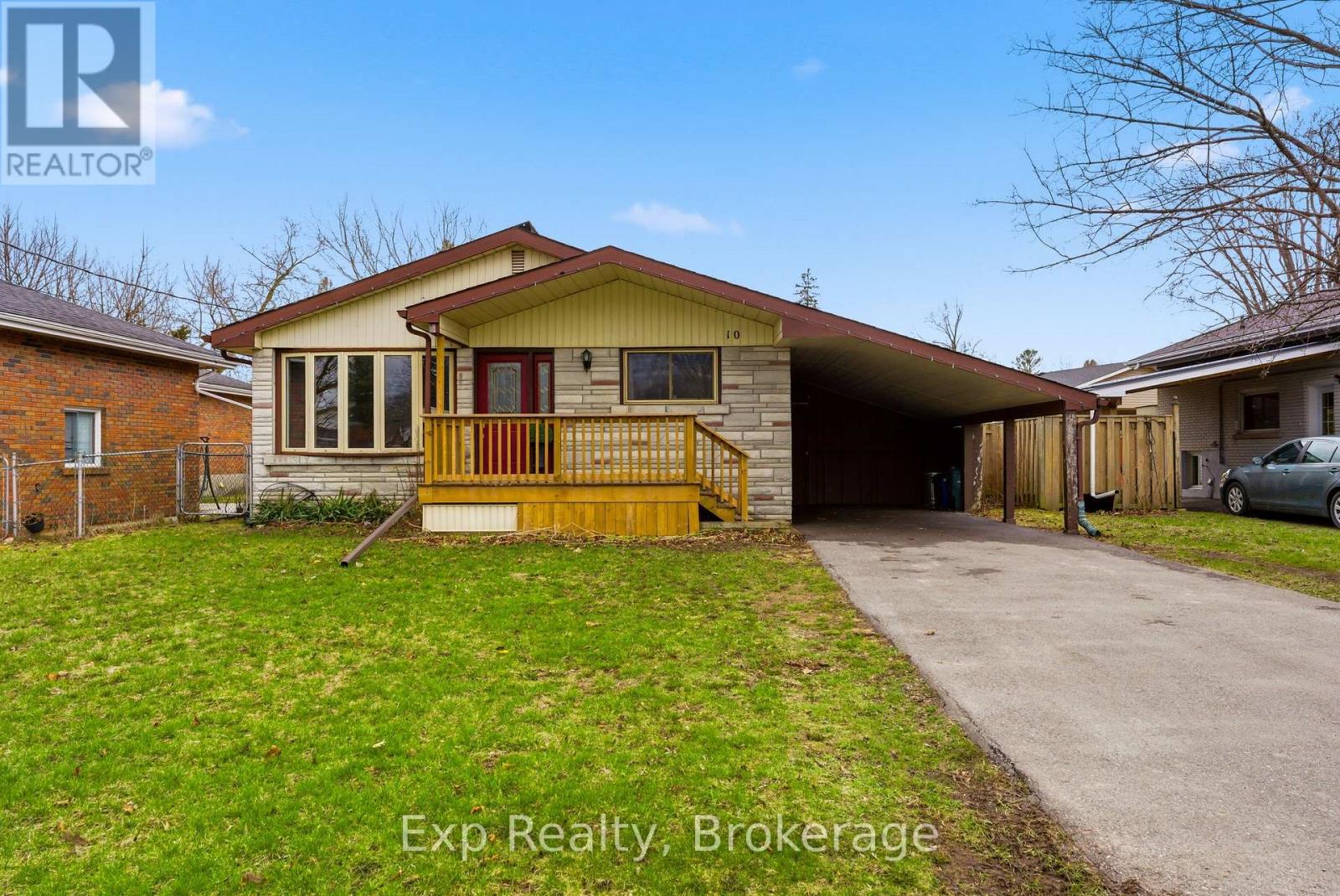 Lower Unit - 10 Plaza Square, Belleville, Ontario  K8N 4J3 - Photo 2 - X13721762