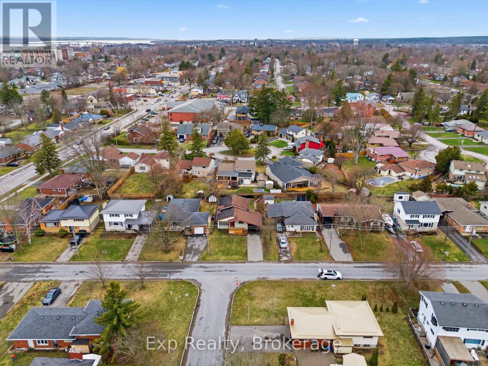 Lower Unit - 10 Plaza Square, Belleville, Ontario  K8N 4J3 - Photo 22 - X13721762