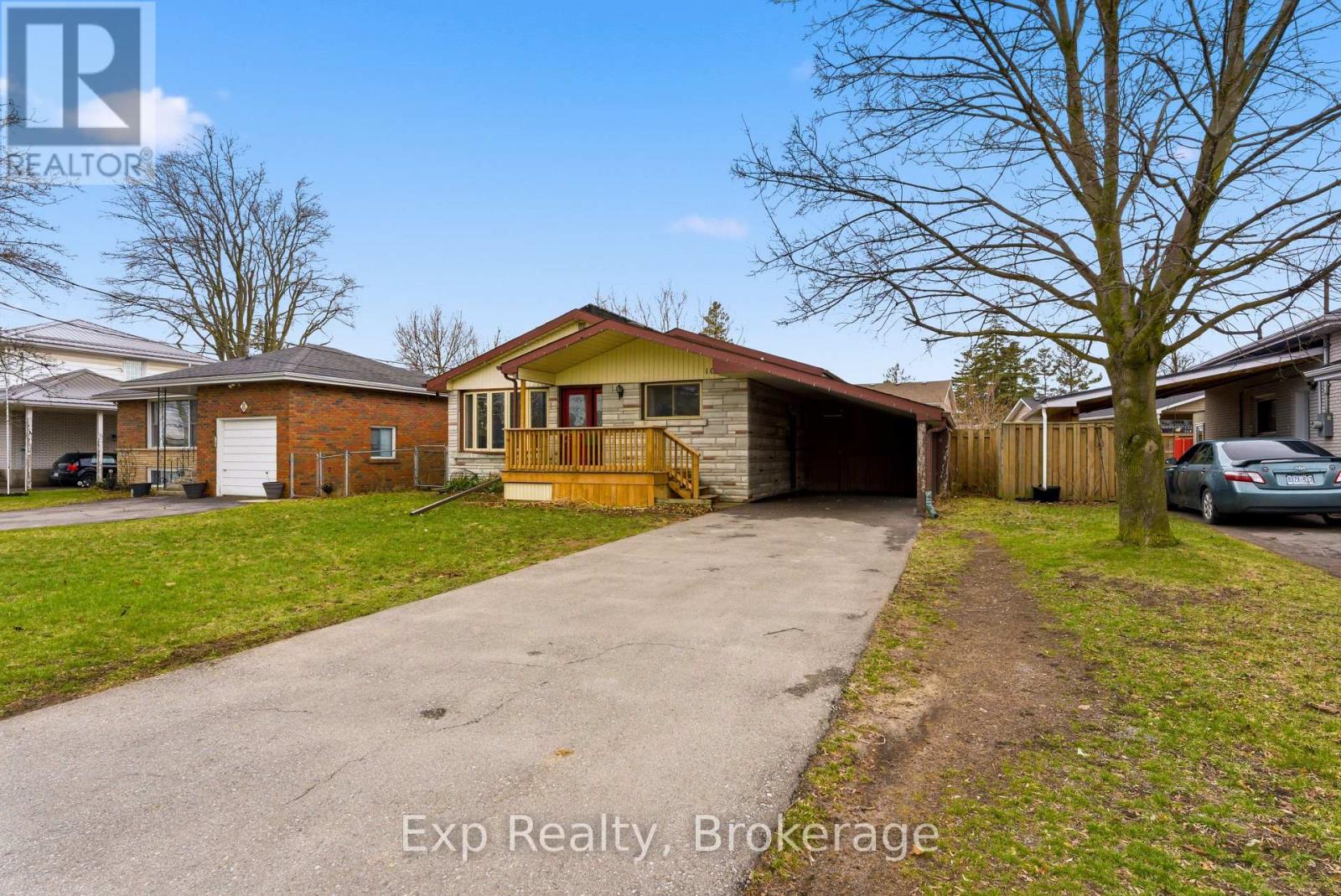 Lower Unit - 10 Plaza Square, Belleville, Ontario  K8N 4J3 - Photo 3 - X13721762