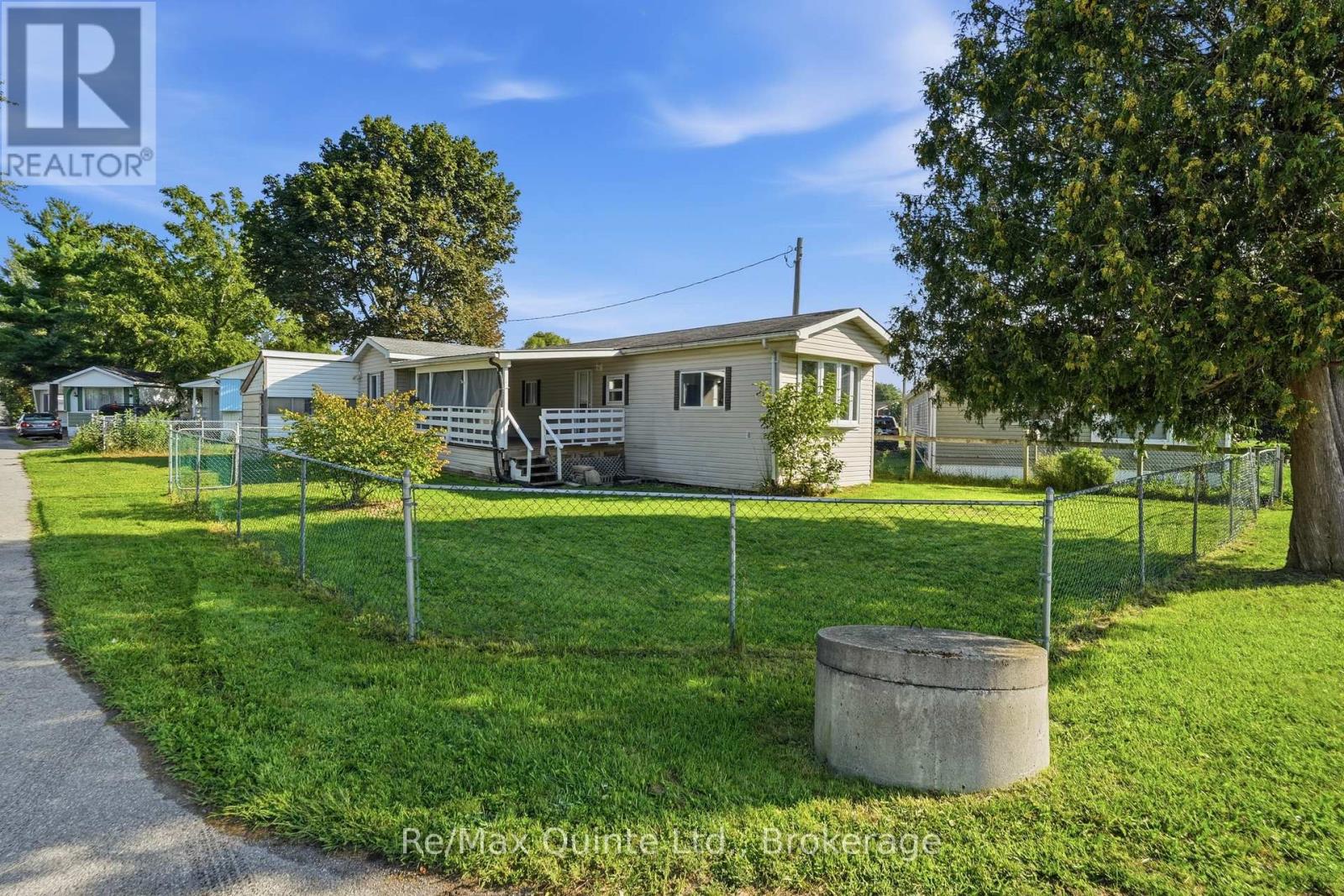 15 - 63 Whites Road, Quinte West, Ontario  K8V 5P5 - Photo 2 - X13721910