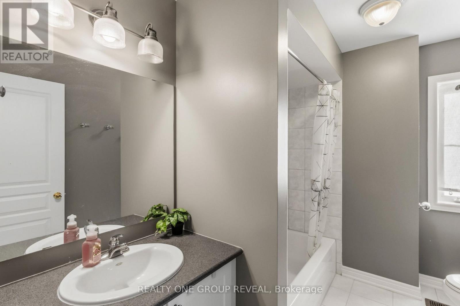 2364 Winlord Place, Oshawa, Ontario L1L 0B9 - Photo 16 - E13721732