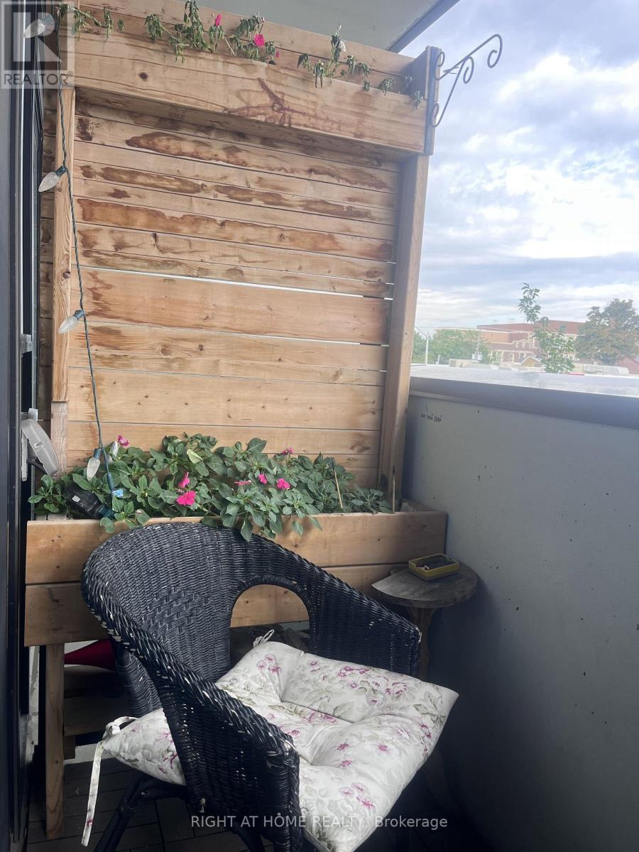 327 - 2301 Danforth Avenue, Toronto, Ontario  M4C 0A7 - Photo 15 - E13721800