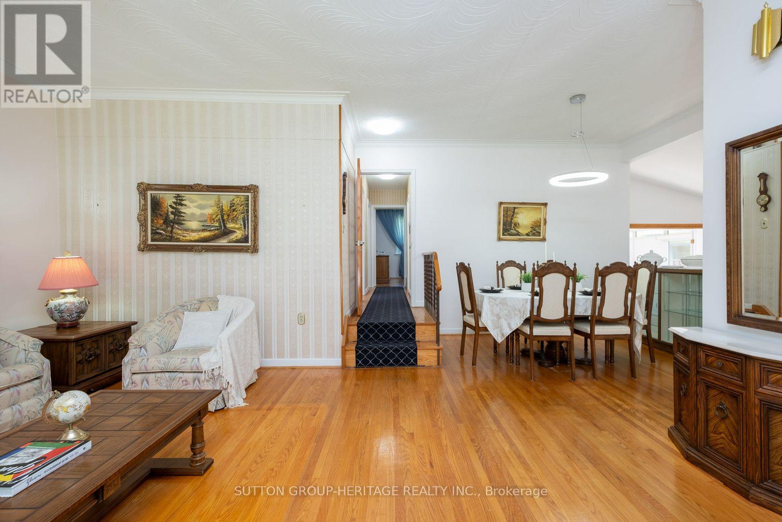 23 Gaiety Drive, Toronto, Ontario  M1H 1B9 - Photo 8 - E13721818