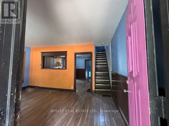 117 Wheeler Avenue, Toronto, Ontario  M4L 3V3 - Photo 3 - E13721840