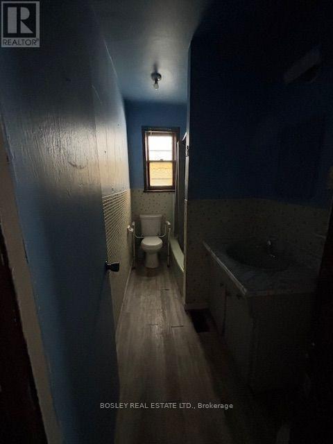 117 Wheeler Avenue, Toronto, Ontario  M4L 3V3 - Photo 7 - E13721840