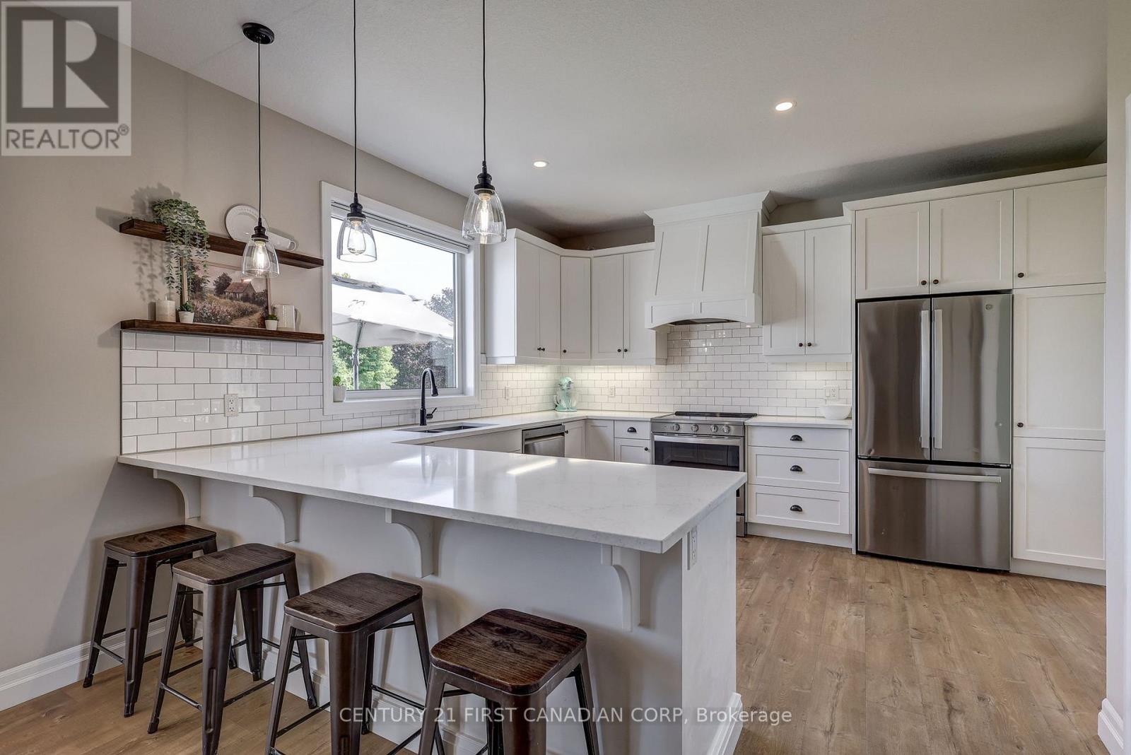 35681 Talbot Line, Southwold, Ontario  N0L 2E0 - Photo 10 - X13721682