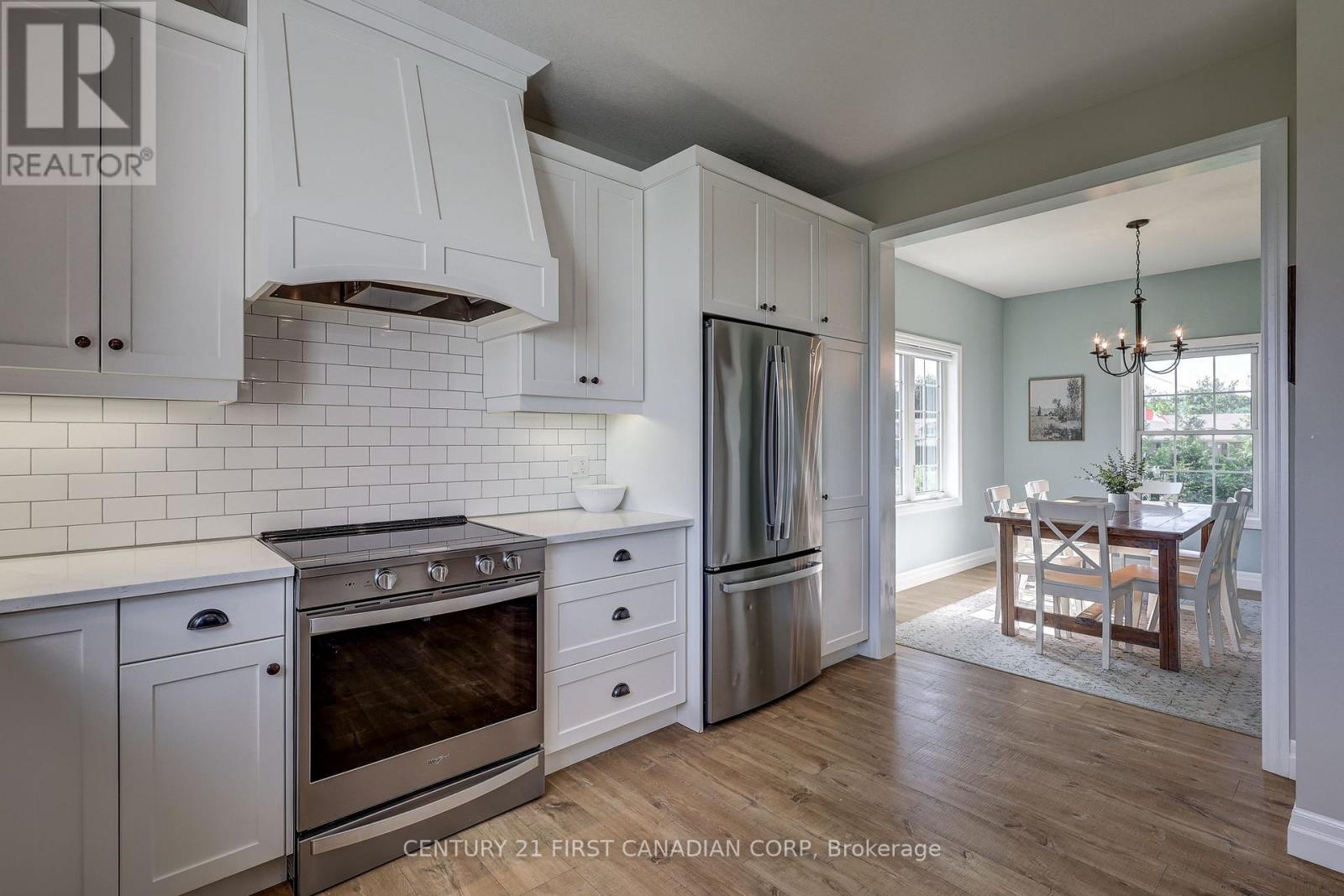 35681 Talbot Line, Southwold, Ontario  N0L 2E0 - Photo 14 - X13721682