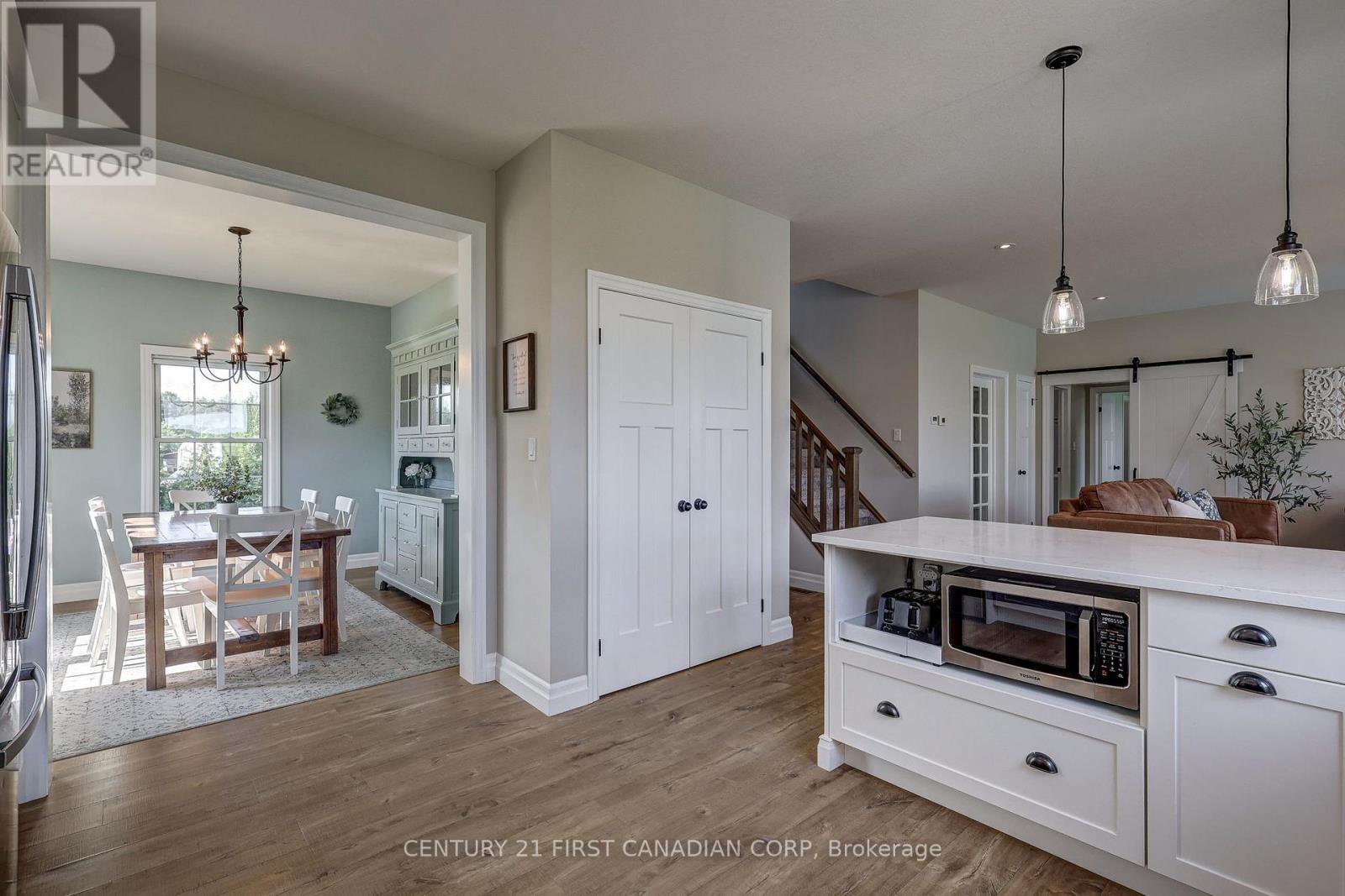 35681 Talbot Line, Southwold, Ontario  N0L 2E0 - Photo 15 - X13721682