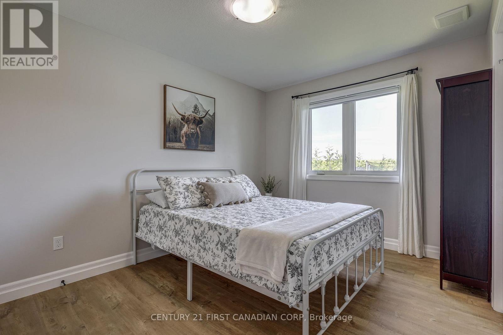 35681 Talbot Line, Southwold, Ontario  N0L 2E0 - Photo 19 - X13721682
