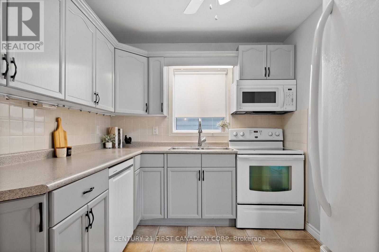 6297 William Street, Lucan Biddulph, Ontario  N0B 2P0 - Photo 30 - X13721774