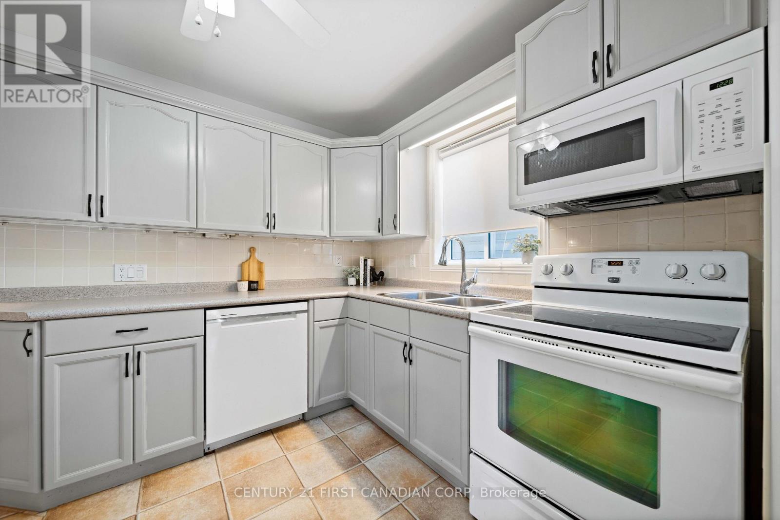 6297 William Street, Lucan Biddulph, Ontario  N0B 2P0 - Photo 31 - X13721774