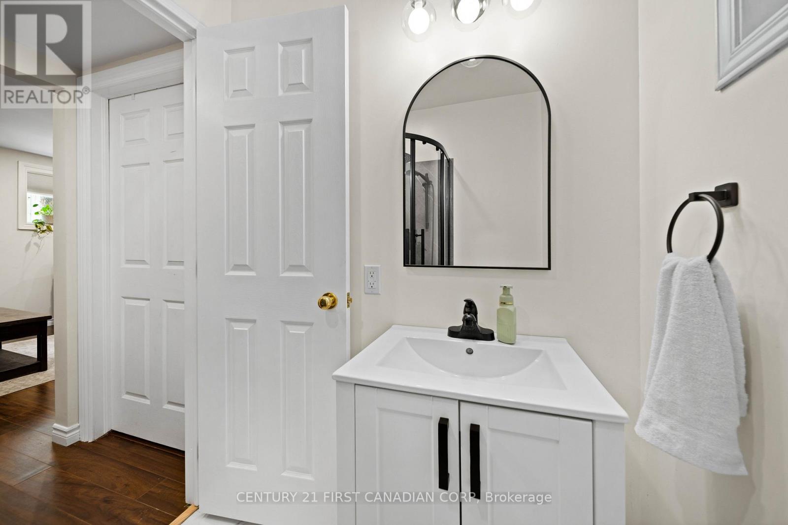 6297 William Street, Lucan Biddulph, Ontario  N0B 2P0 - Photo 46 - X13721774